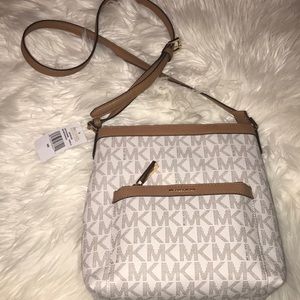 Micheal Kors CrossBody
